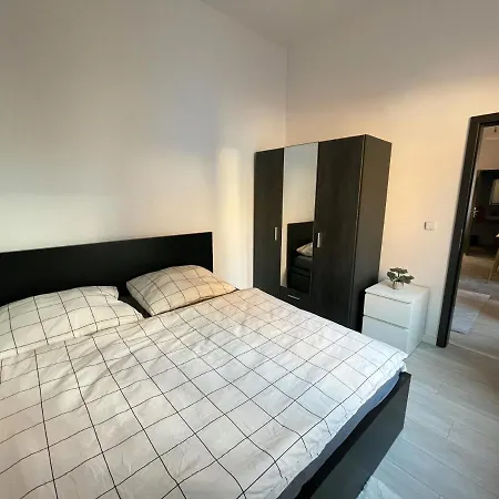 Modern Living In Centre Appartement Košice