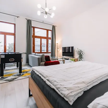 Apartament Modern Living In Centre *